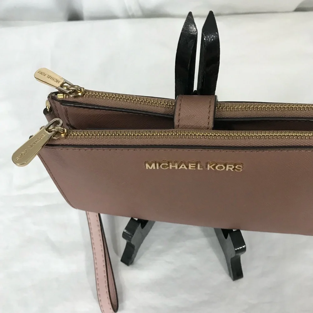 Michael Kors Women's Tan Wristlet